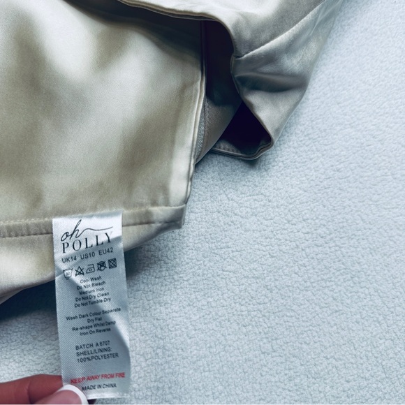 ✨•NWT•Oh Polly Leoni Satin Corset Crop Top - Picture 5 of 5